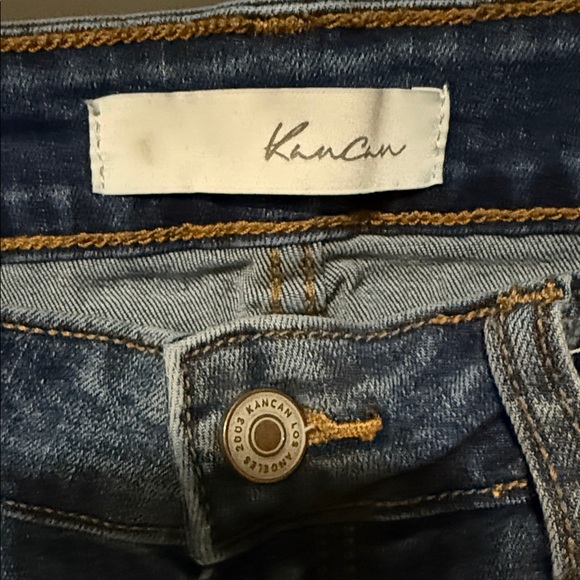 👖 KanCan Distressed Skinny Jeans – Medium Wash (Style KC4086D) {5/26} - Picture 2 of 11